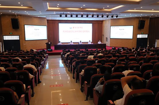 e927c96ff95e8c3a.jpg e927c96ff95e8c3a.jpg