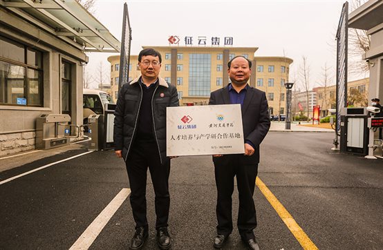 3470465cb4298bfe.jpg 3470465cb4298bfe.jpg