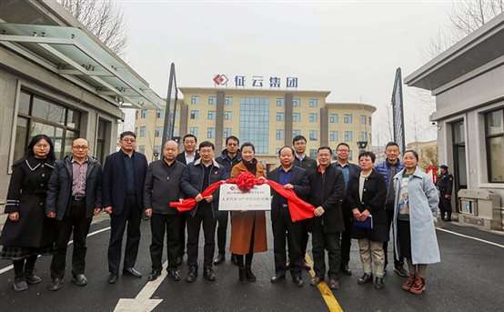 d23987f340fbe1c6.jpg d23987f340fbe1c6.jpg