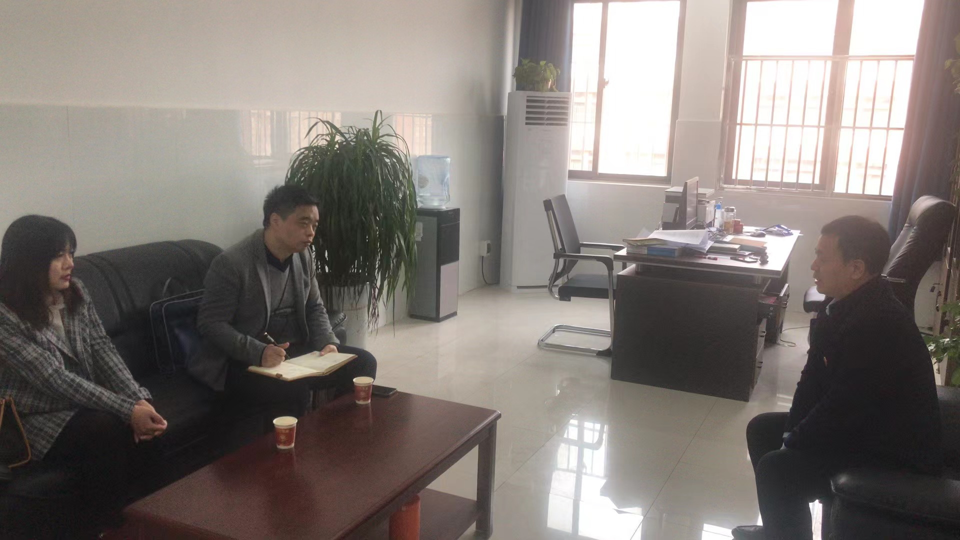 图片2.png 图片2.png