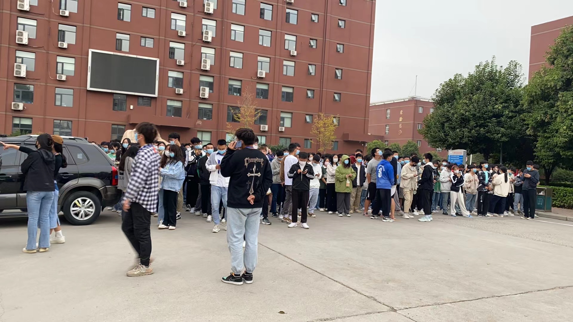 374f0b64251939f3f8d407469f50fb3