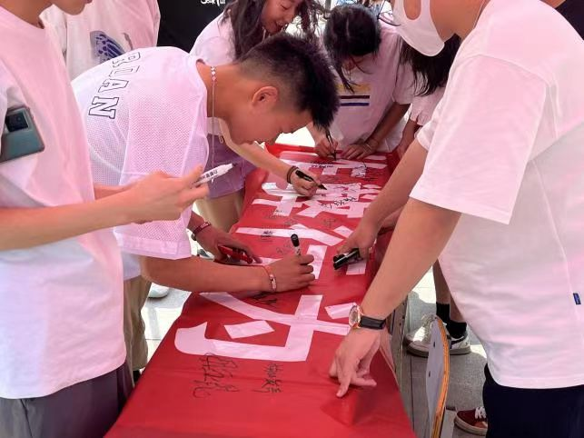 图片4.png 图片4.png