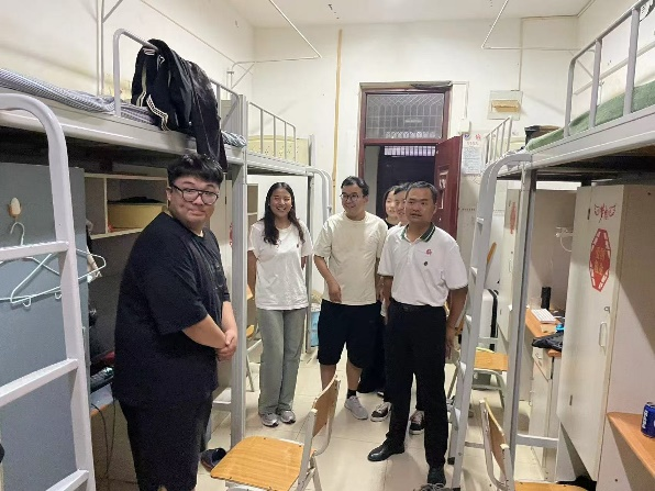 图片9.png 图片9.png