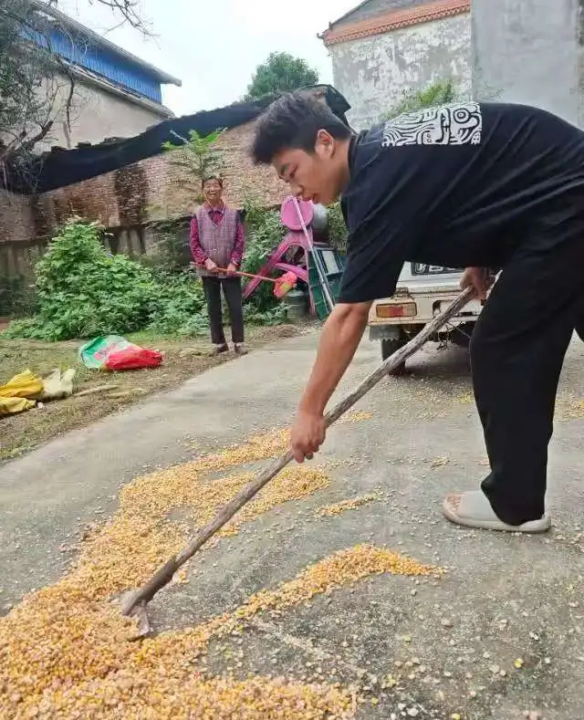 图片2.png 图片2.png