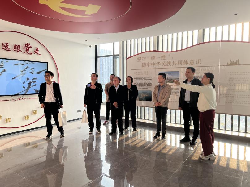 2025_12_03_15_57_IMG_3522 2025_12_03_15_57_IMG_3522