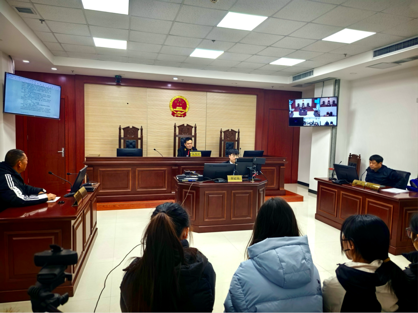 2025-12-05 16:18:05.946000 2025-12-05 16:18:05.946000