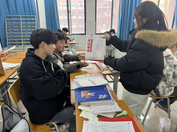 2025-12-10 10:27:56.278000