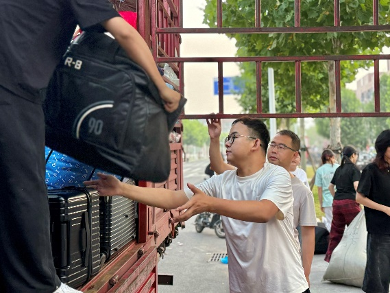 图片4.png 图片4.png