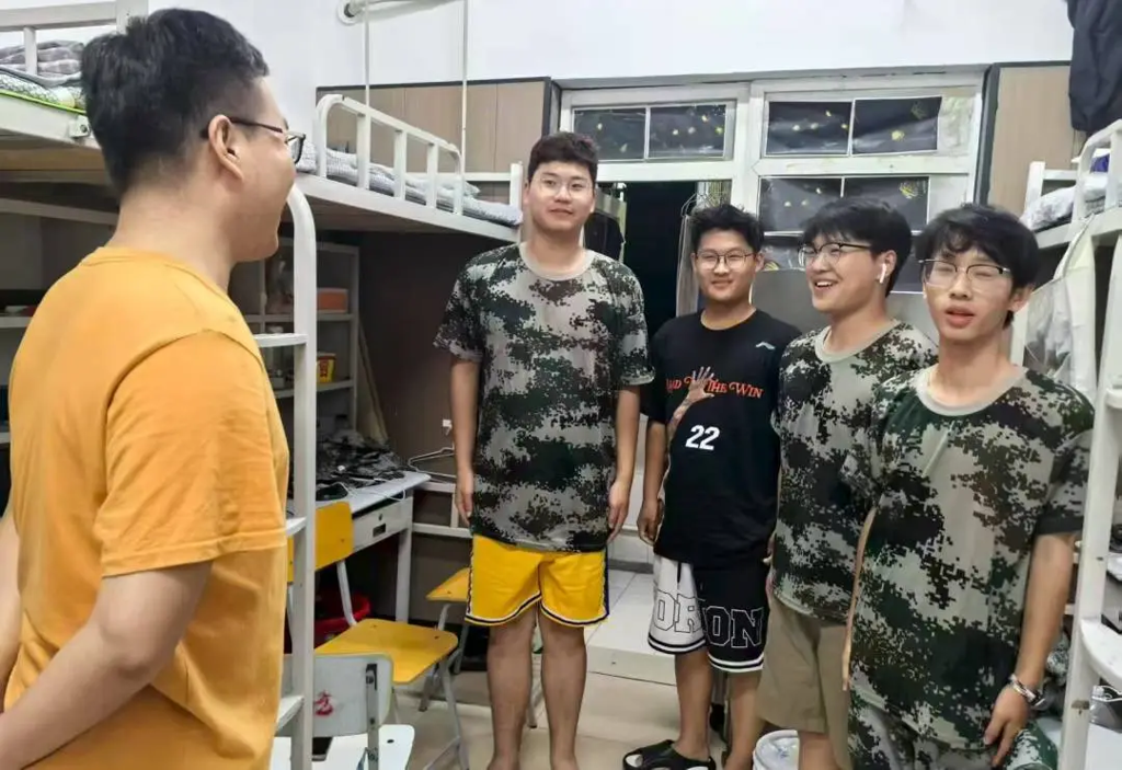 图片2.png 图片2.png